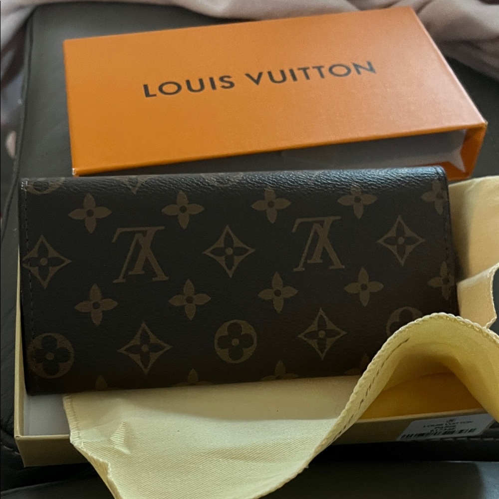 Louis Vuitton Brown Monogram Clutch